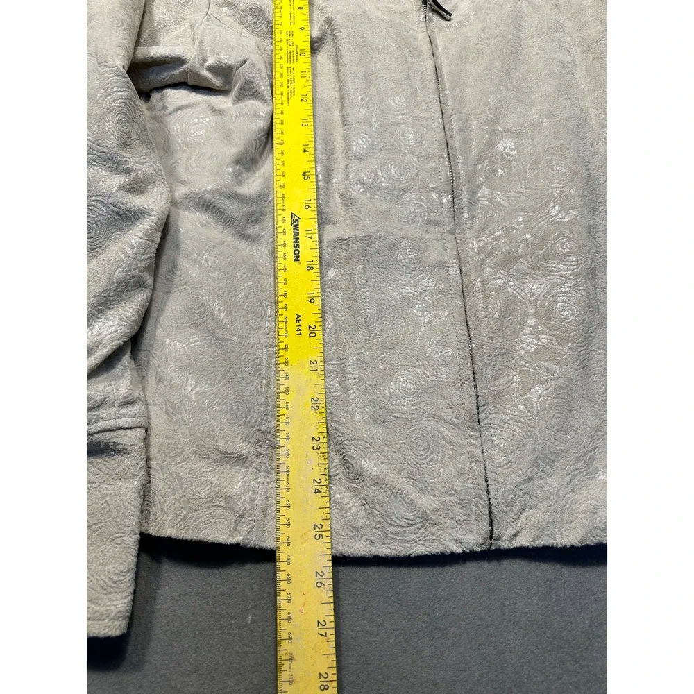 Monroe & Main Women's Textured Rose Print Suede‎ Jacket Size XXLCream White